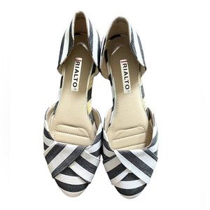 Rialto Cassina Striped Flat
